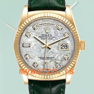 Tag Heuer Autavia Men 43mm CBE2111-002 Quartz: Genuine vs. Replica